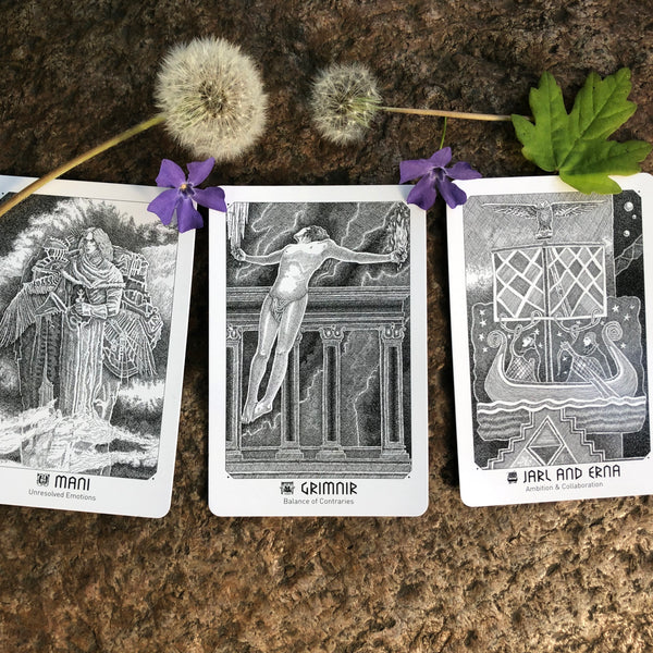Yggdrasil - Norse Divination Cards